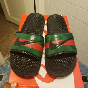 Mens Nike Slides / Slippers